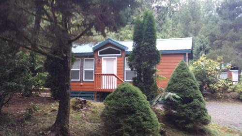 Camping Resort Cottage | Fall City