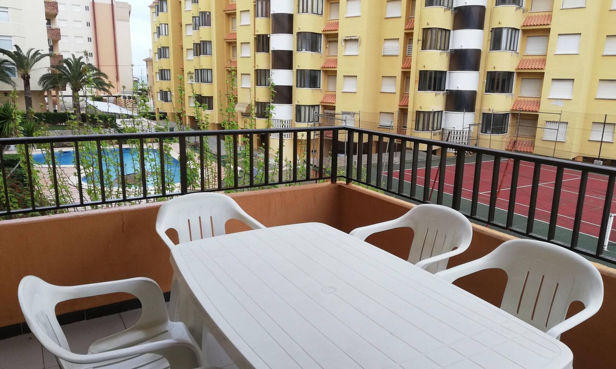 Apartamendo Primera Planta Dormitorios Amplia Terraza Frente La Piscina Playa Xeraco | Xeraco Beach