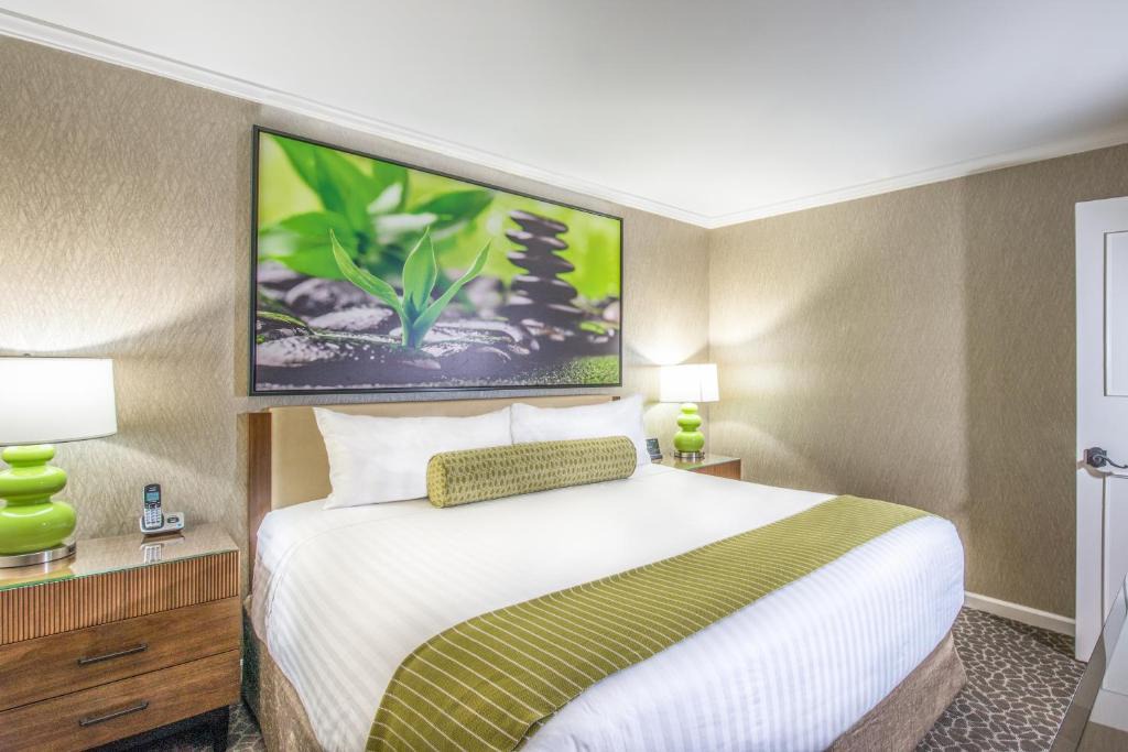 The Creekside Inn | Barron Park