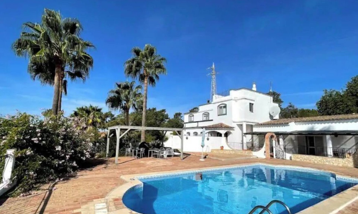 The Lemon Tree Villa | Olhao