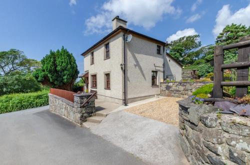 The Lodge | Llanfaglan