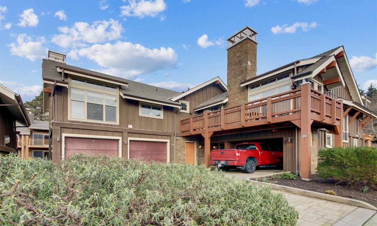 The Lodges | Tolovana Park