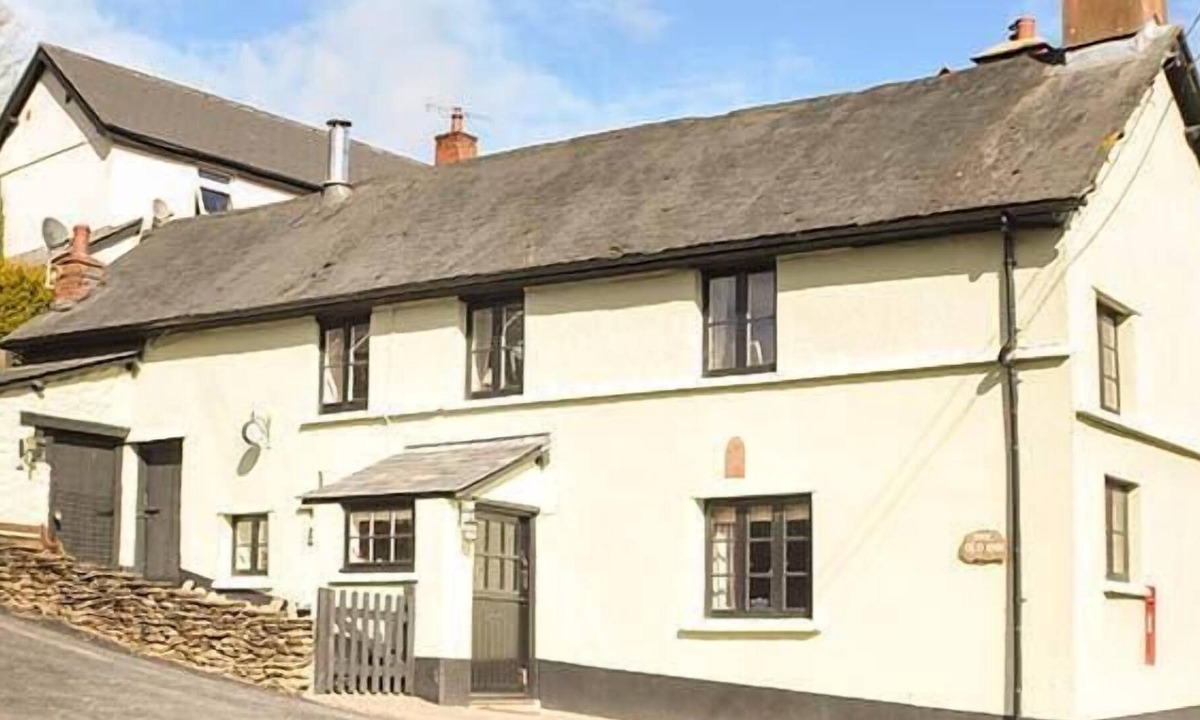The Inn Cottage Exmoor | Wheddon Cross