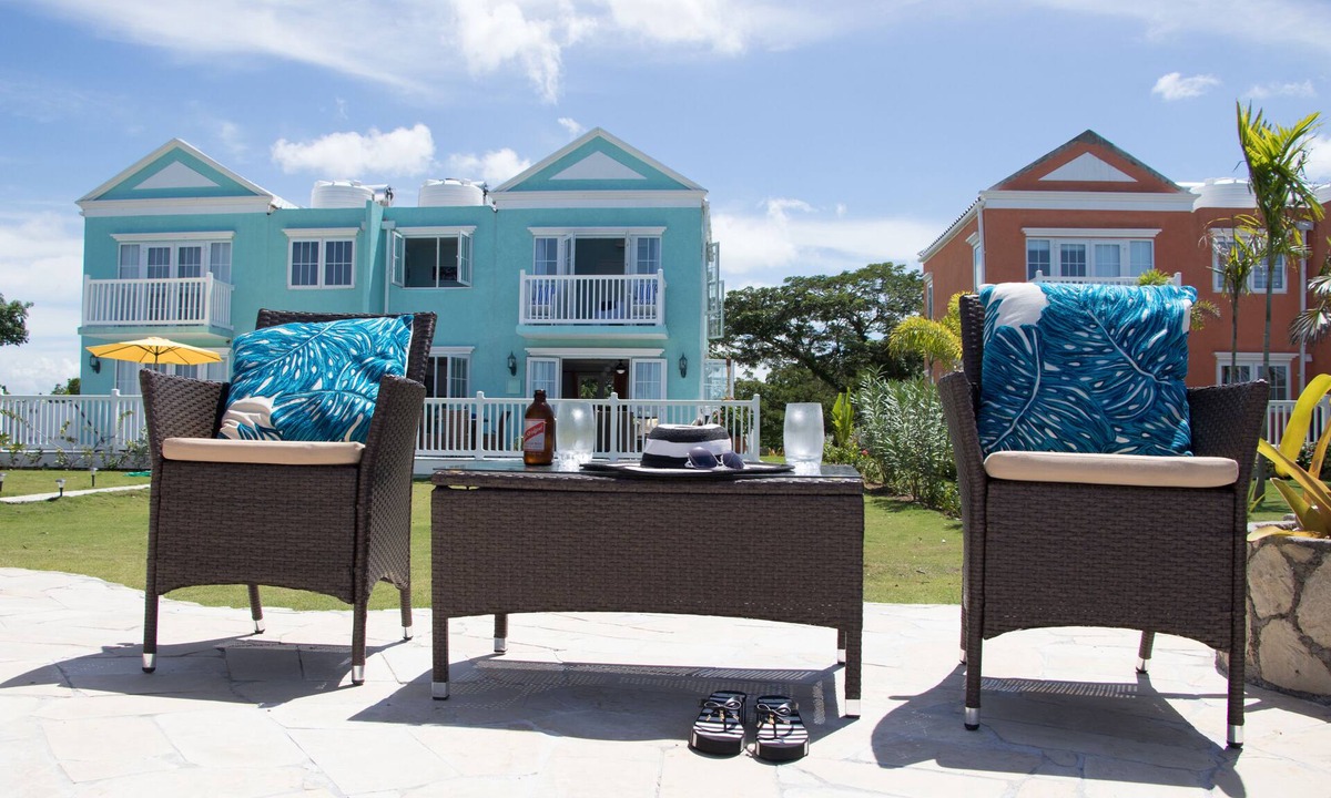 Bay Country Club | Orange Bay