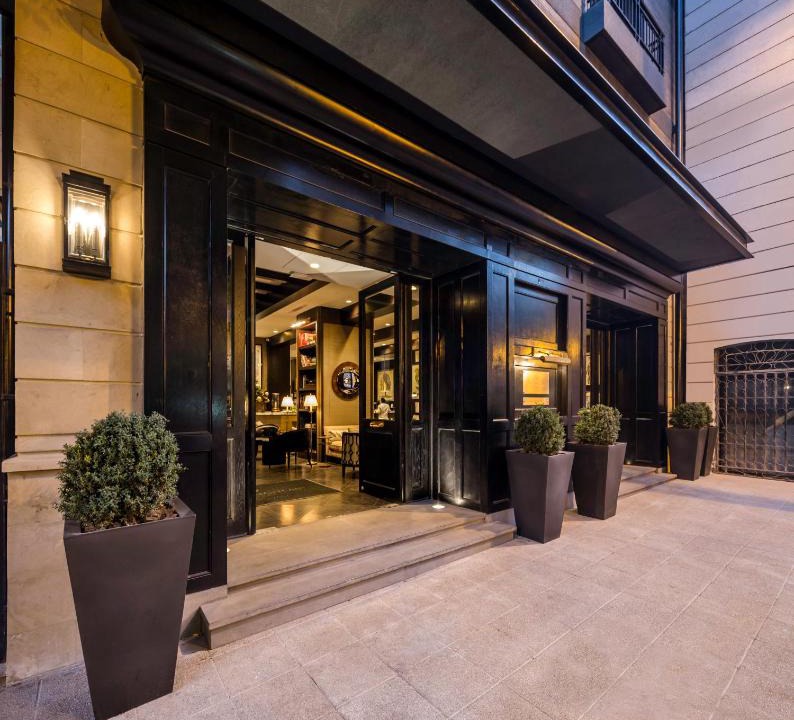 Santiago Moneda Suites | Lastarria