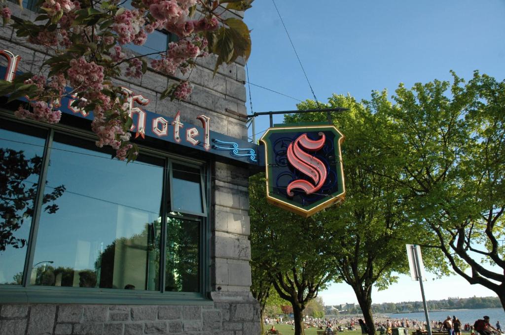 The Sylvia Hotel | West End