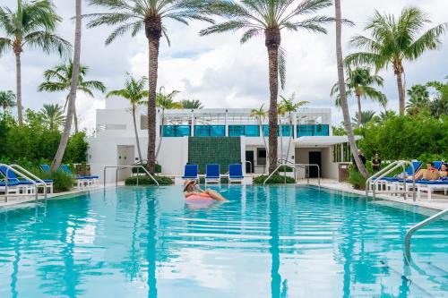 Tideline Ocean Resort | Palm Beach