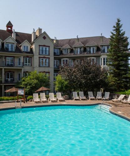 Tour Voyageurs | Mont-Tremblant Pedestrian Village