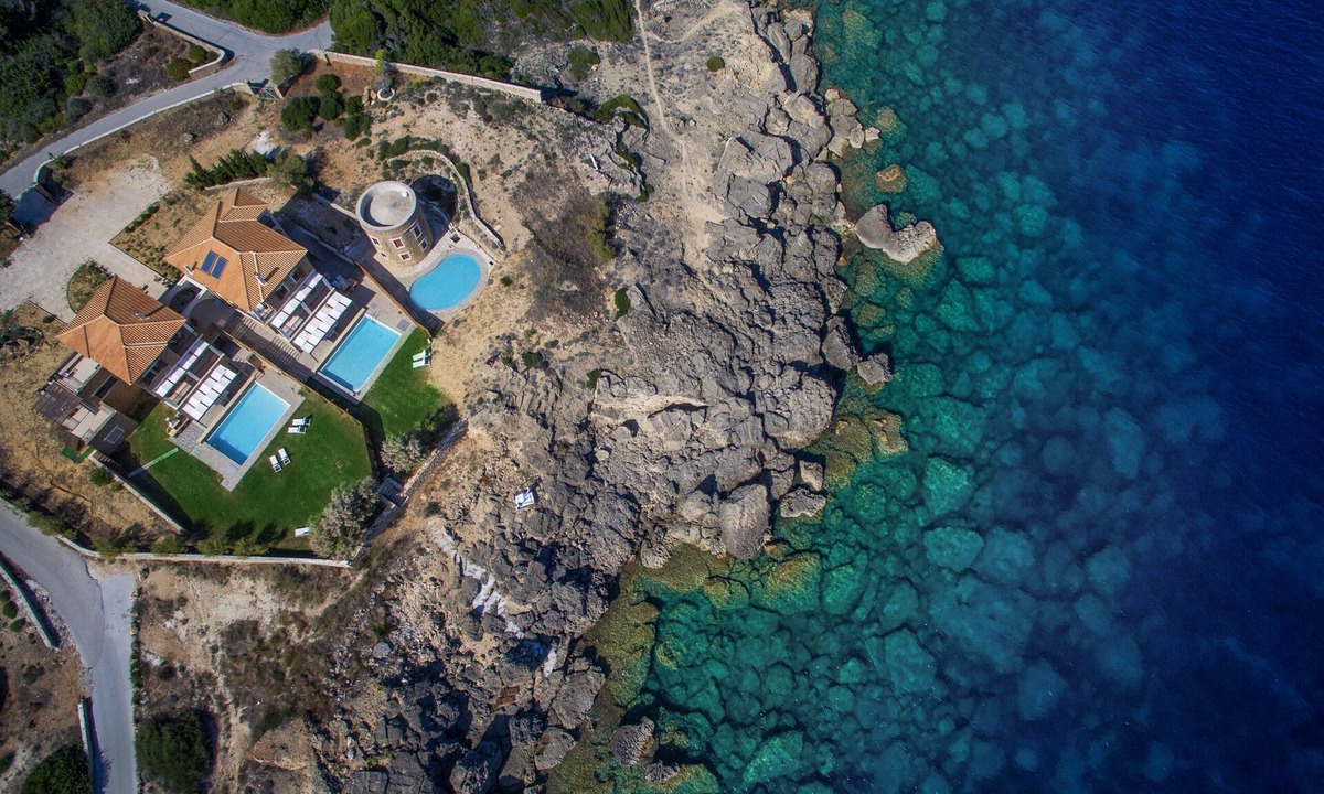 Giannis Alykes Zakynthos Greece | Vasilikos