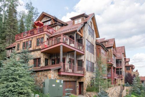 Trails Edge | Mountain Village