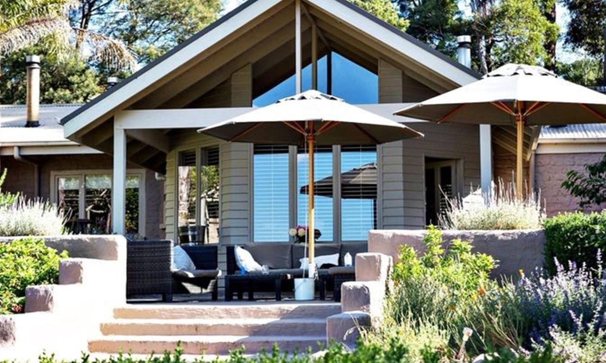 Tussie Mussie Vineyard Retreat Lodge | Merricks North