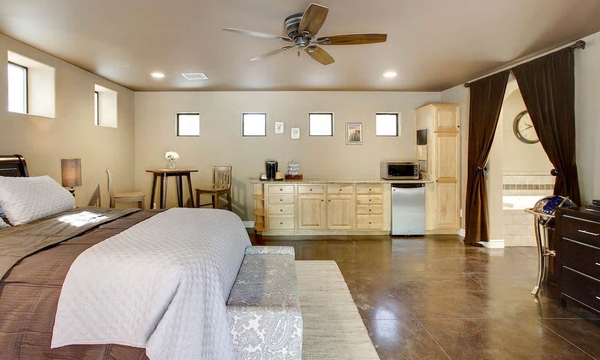 Scottsdale Premium Term Getaway Furnished Golf Cable Utilities | Shea North Estates