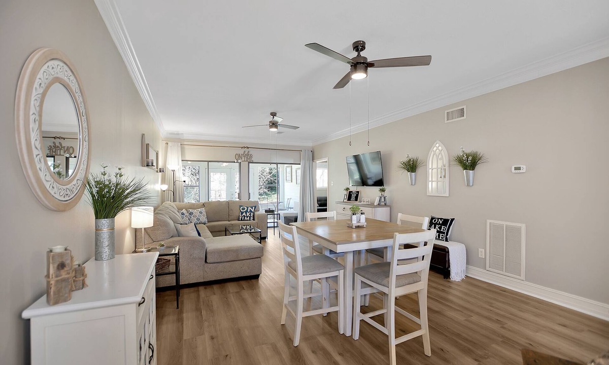 Conroe | April Sound