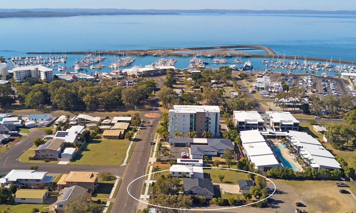 Urangan Harbour Bungalow | Urangan