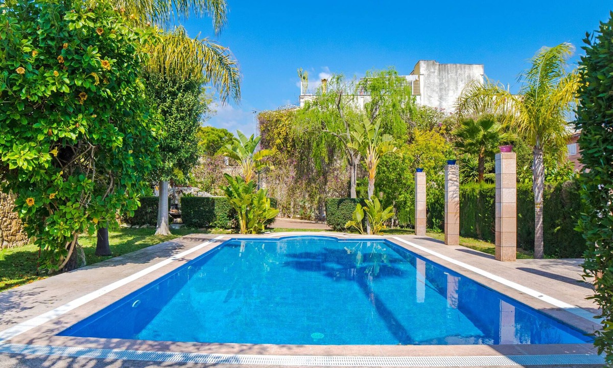 Oasis Muntaner | Inca
