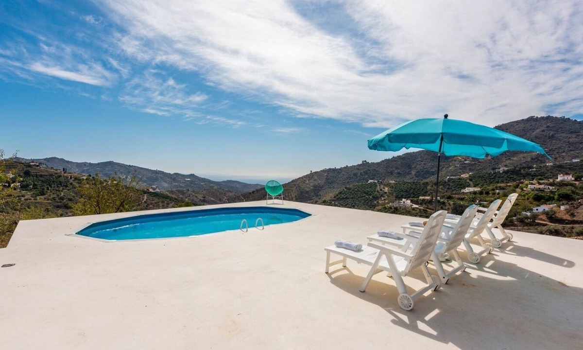 Villa Felicidad Sayalonga | Sayalonga