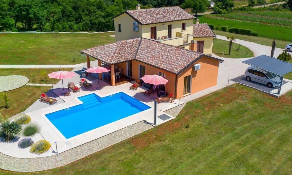Villa Frankovići | Karojba