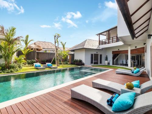 Villa Hiburan | Batubelig