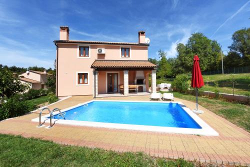 Villa Kmacici | Mofardini