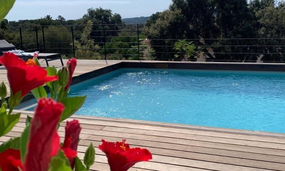 Jolie Villa Pers Récente Climatisée Piscine Chauffée Vue Mer | Pinarellu