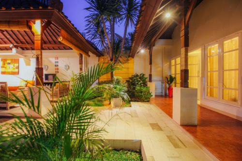 Villa Matahari | Sunset Road
