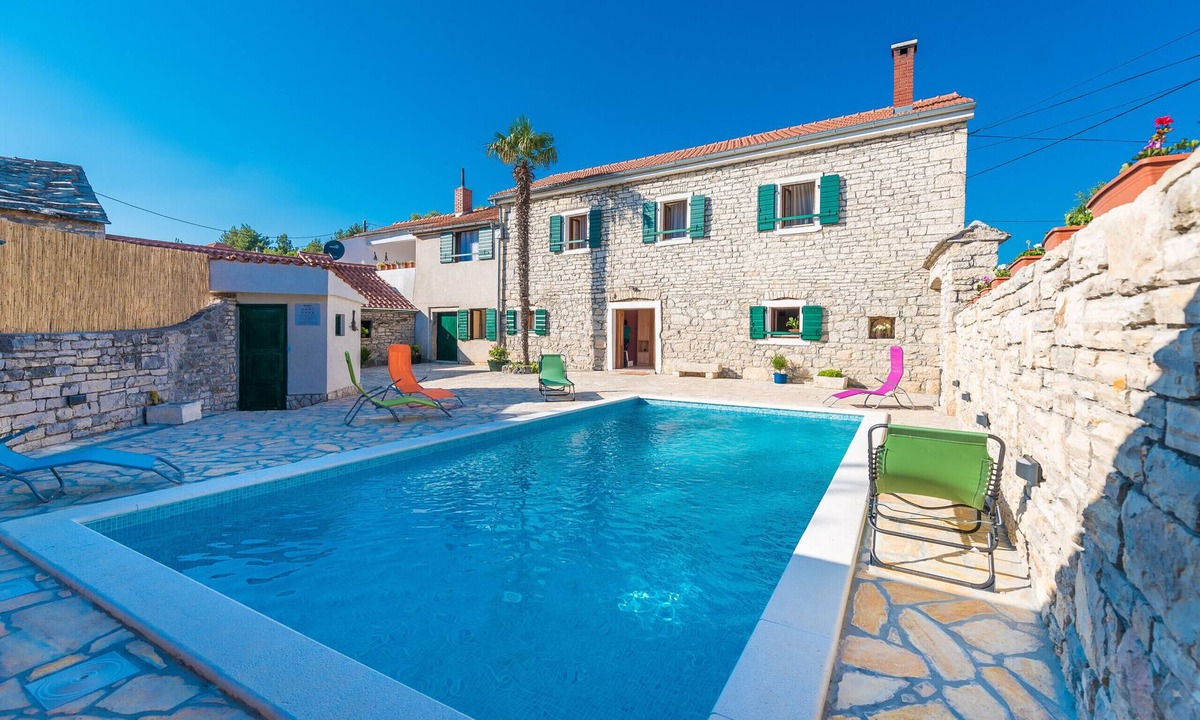 Villa Petrovi Dvori | Benkovac