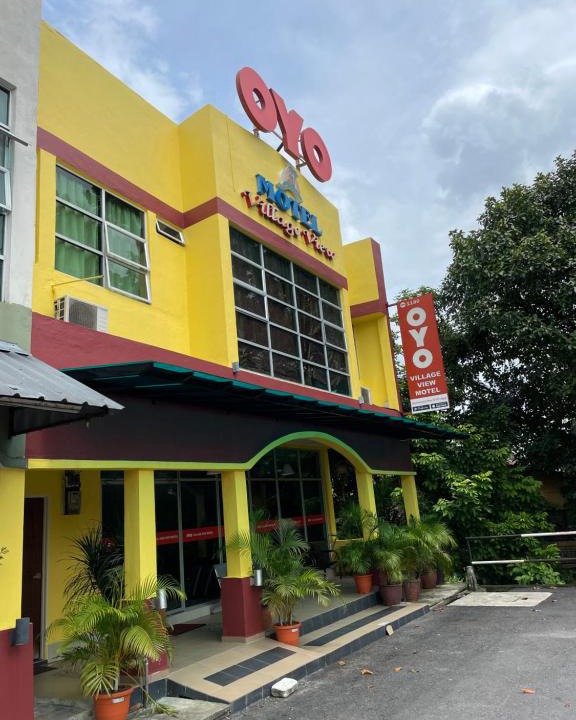 Village Motel | Kampung Keladi