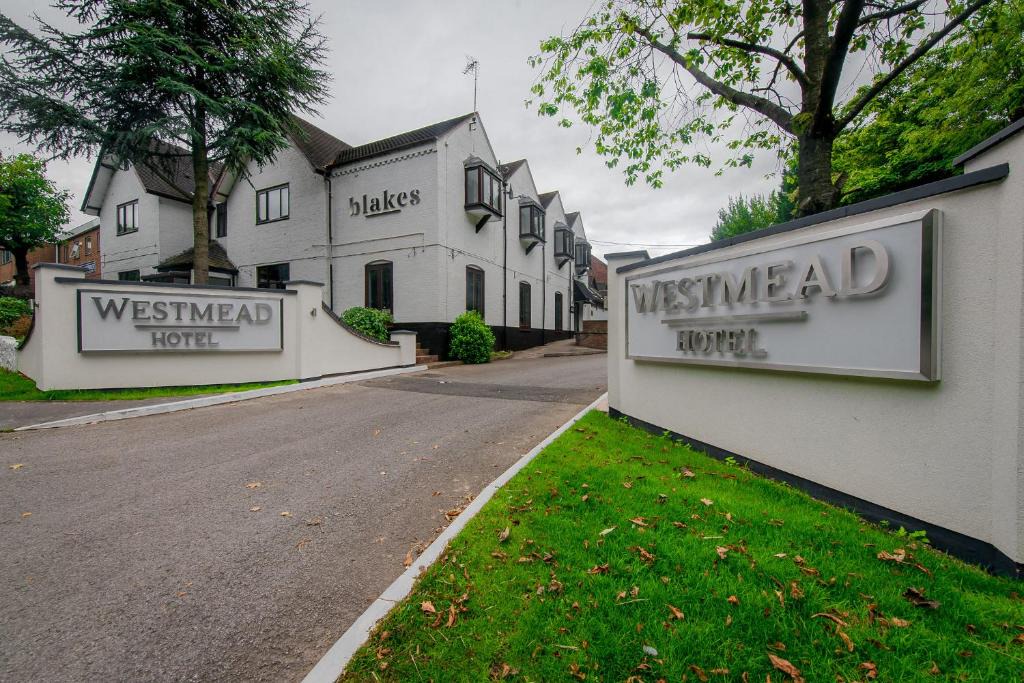 The Westmead Hotel | Hopwood