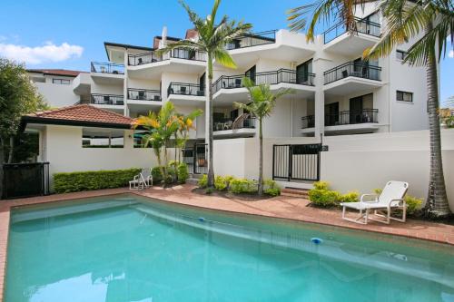Windsurfer Resort | Biggera Waters