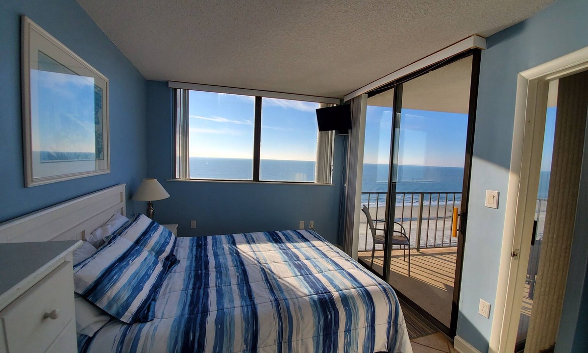 Carolina Reef | Crescent Beach