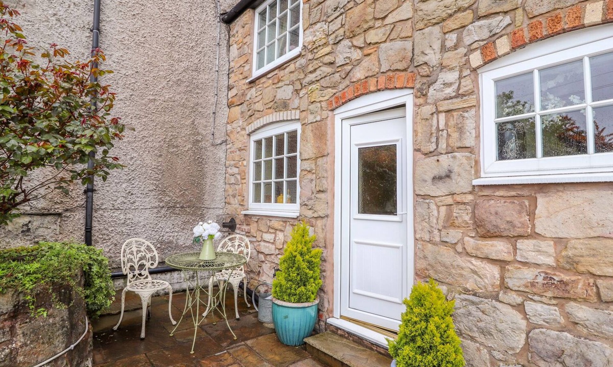 Woodland Cottage | Acrefair