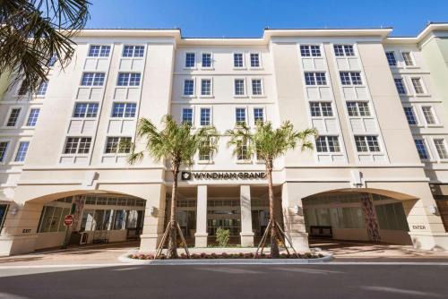 Wyndham Grand Jupiter At Harbourside Place | Jupiter