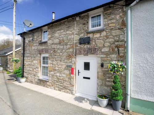 Y Bwthyn | Talgarreg