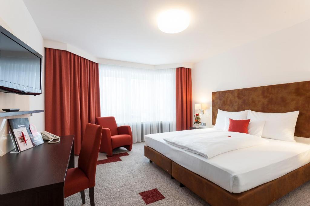 Hotel Zeller | Koenigsbrunn