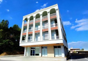 "沖縄の美ら海をイメージしたコンセプトルーム&スマートハウス, 人気のリゾートタウン北谷で暮らすように過ごす, ゆったり64平米2LDK" Villa Blu Okinawa Chatan 2-1 ヴィラブルー沖縄北谷2-1
