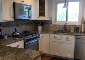 1/2 mile to the beach, open floor plan,4bed/2bath home!