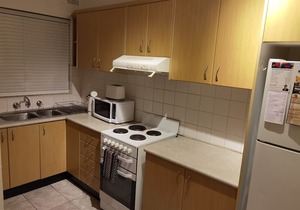 1/26 Bellevue St. Great Amenities & Family Comforts