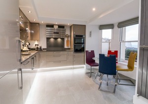 1 ARLINGTON VILLAS, family friendly, with a garden in Ilfracombe