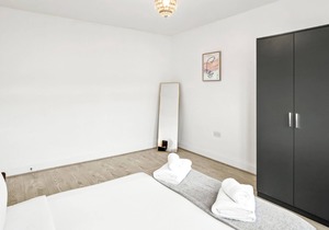 1 Bed Apt | Business|Uxbridge