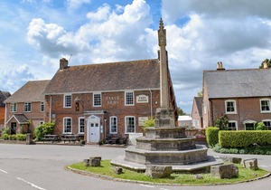1 bedroom accommodation in Child Okeford, near Blandford Forum