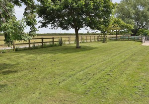 1 bedroom accommodation in Binknoll, near Royal Wootton Bassett