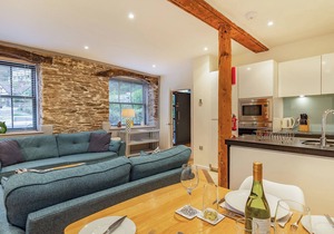 1 bedroom accommodation in Dartmouth