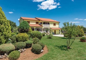 1 bedroom accommodation in Kringa