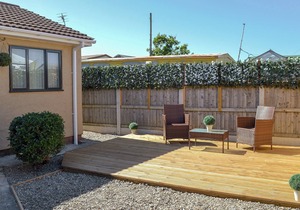1 bedroom accommodation in Towyn, near Rhyl
