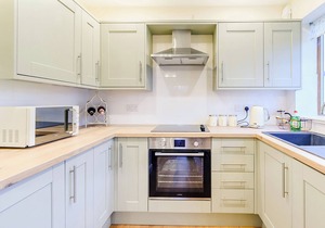 1 bedroom accommodation in Great Hatfield, near Hornsea