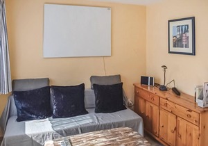 1 bedroom beautiful home in Bellin