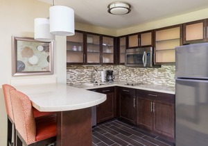 1 Bedroom | Breakfast Buffet. Pool & Hot Tub