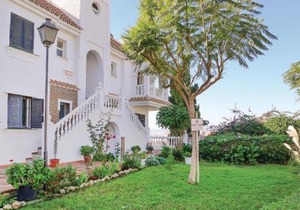 1 Bedroom Nice Apartment In Mezquitilla