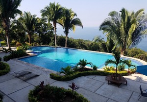 1-Bedroom Ocean View Condo At Vista Encantada 307