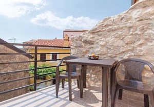 1 bedroom stunning apartment in Omisalj